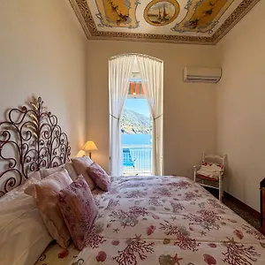  Apartment La Terrazza Sulla Baia The Balcony By The Bay